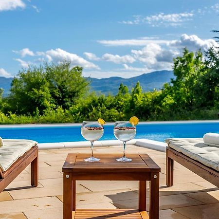 Casa Di Oliva-House With Heated Pool & Jacuzzi In Trilj, Croatia Vila Exterior foto
