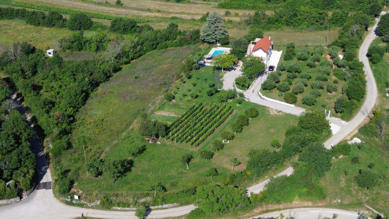 Casa Di Oliva-House With Heated Pool & Jacuzzi In Trilj, Croatia Vila Exterior foto